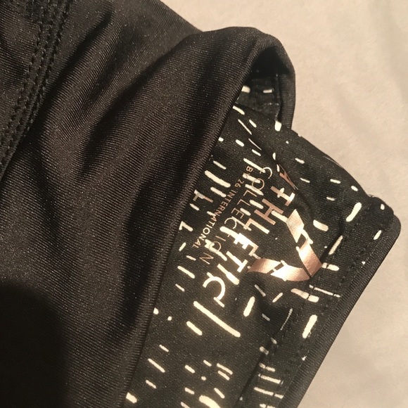 Workout Leggings - Picture 3 of 4